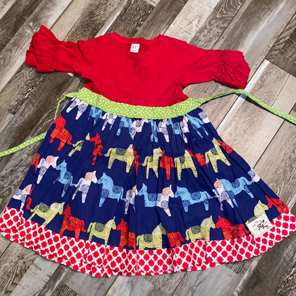 KPea ‘Kids fly too’ dress . Girls size 5t